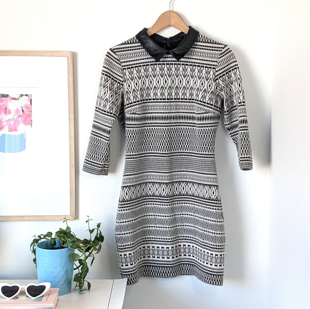 abstract geometric print off-white & black dress